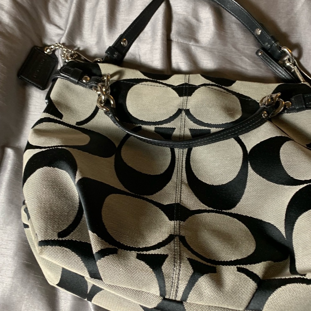 Authentic Coach Purse - Picture 4 of 4